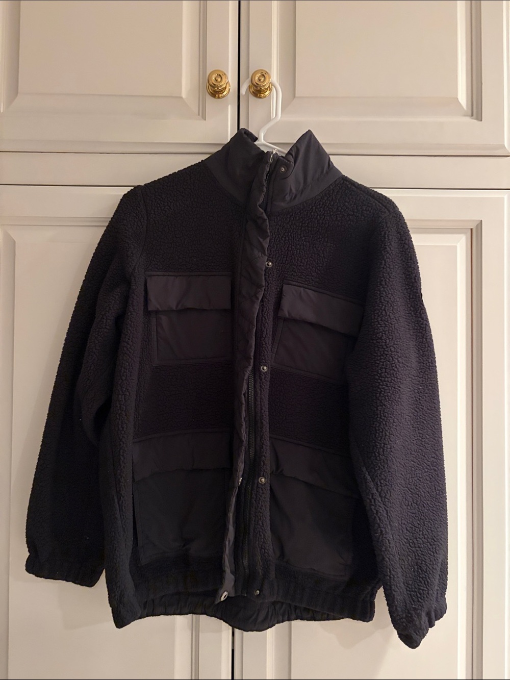 Vuori Black Sherpa Puffer Jacket